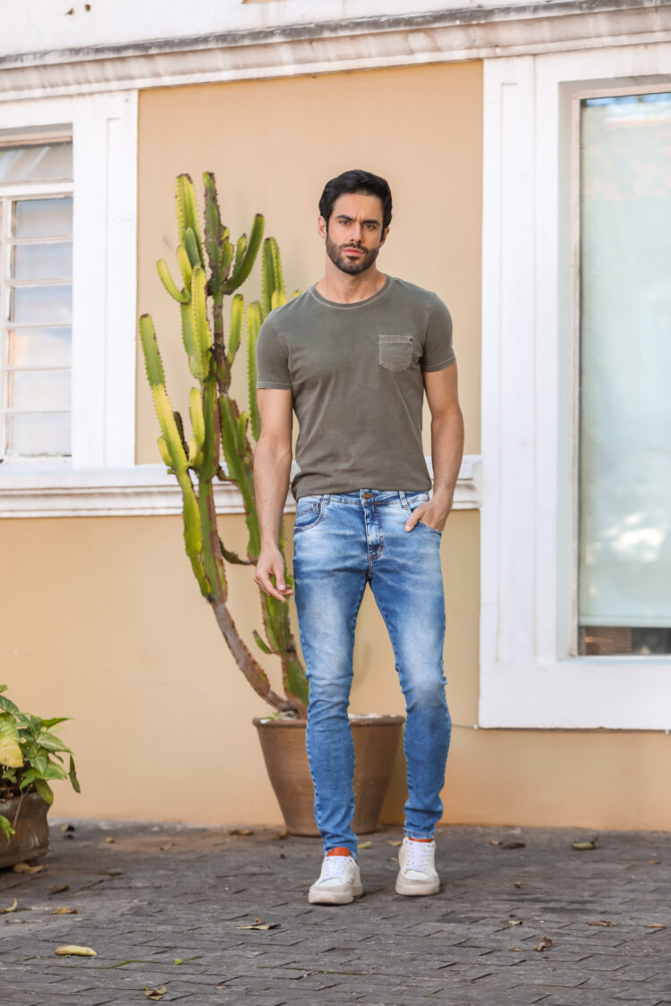 Calça Jeans Masculina Slim Jeans